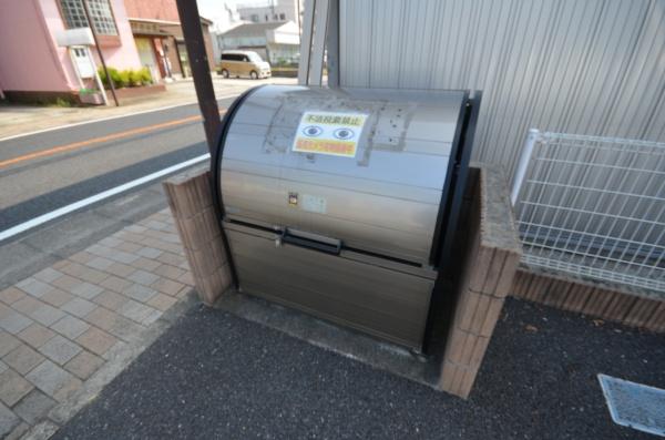 東金市東金のアパート