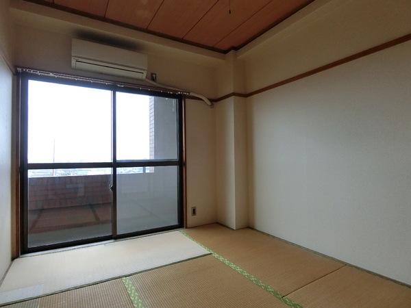 實松ビル