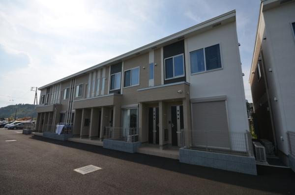 山武市成東のアパート