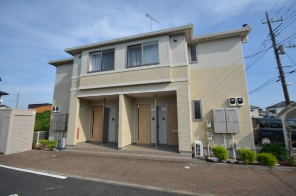 山武市成東のアパート