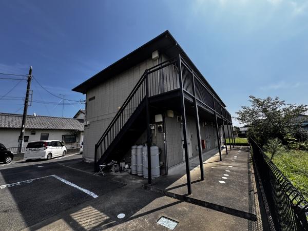 東金市下武射田のアパート