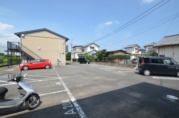 東金市下武射田のアパート