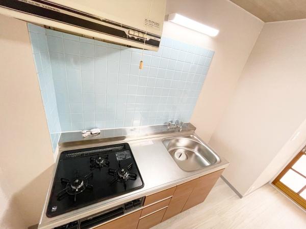 千葉市中央区稲荷町3丁目のマンション(キッチン)