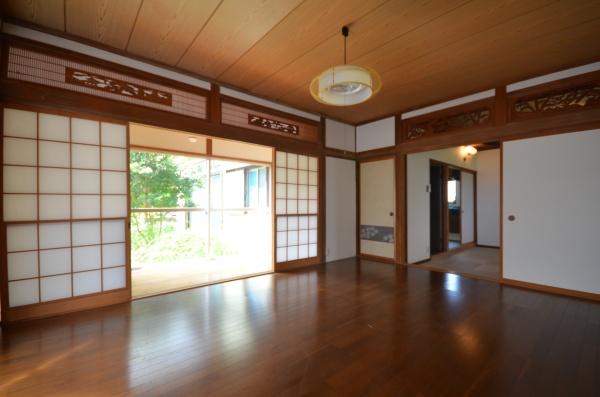東金市菱沼の貸家