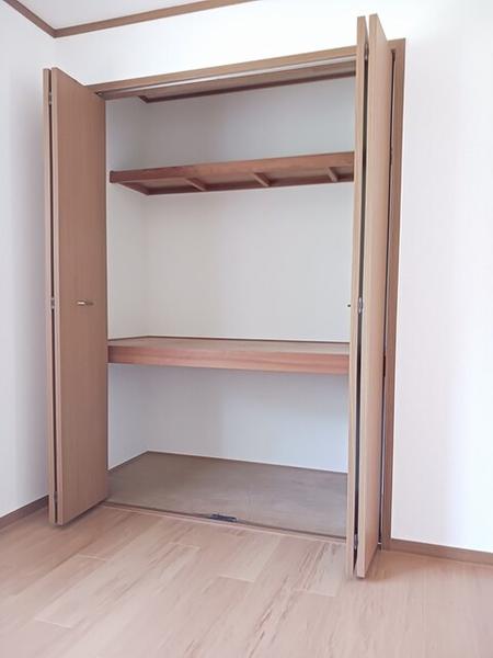 東金市西福俵のアパート