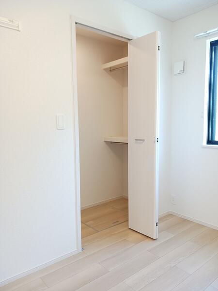 東金市台方のアパート(収納)