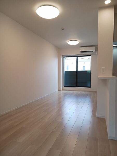 東金市台方のアパート(リビング)