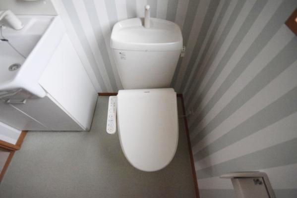 東金市南上宿のアパート(トイレ)