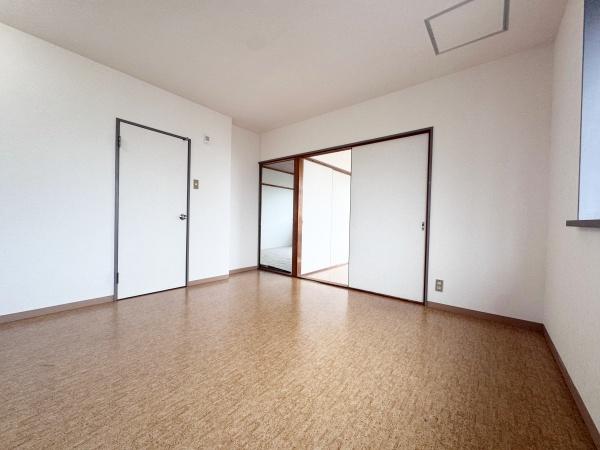 東金市家徳のマンション(洋室)