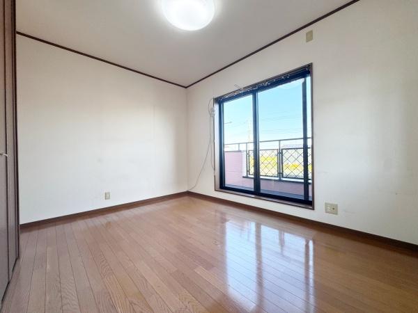 東金市西福俵の貸家(洋室)