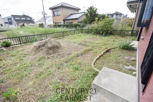 東金市西福俵の貸家(庭)