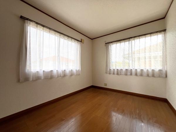 大網白里市北今泉の貸家