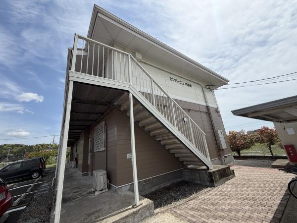 東金市台方のアパート