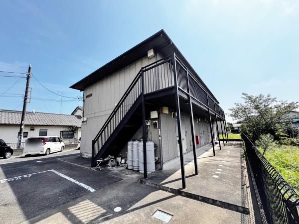 東金市下武射田のアパート