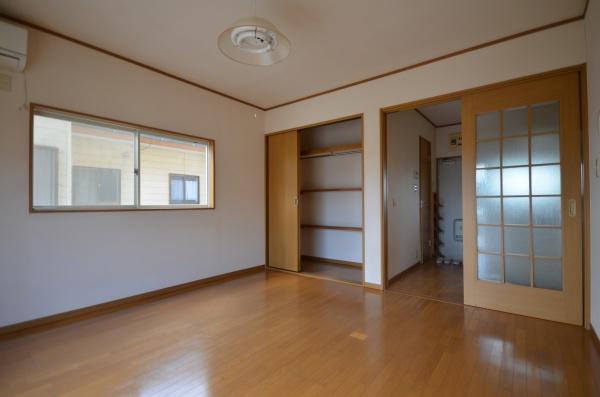 東金市東中のアパート