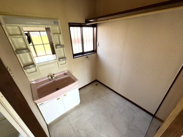 東金市田間の貸家