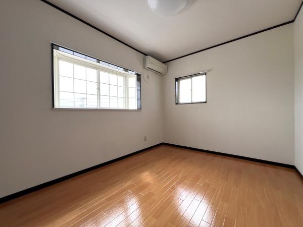 菱沼戸建て