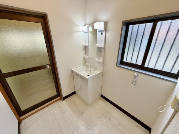 大網白里市上谷新田の貸家