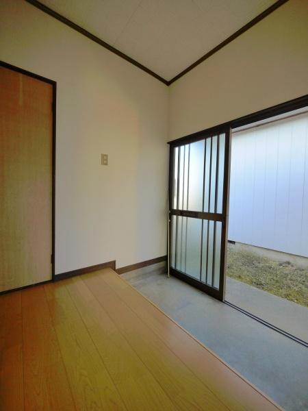 渡辺貸家(岩舟町静)