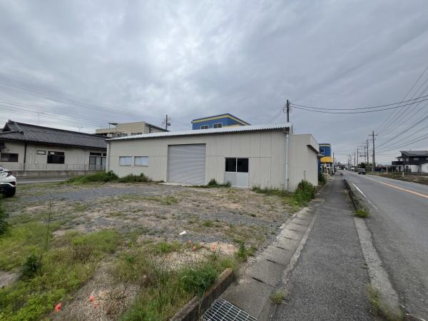 佐野市越名町　貸倉庫