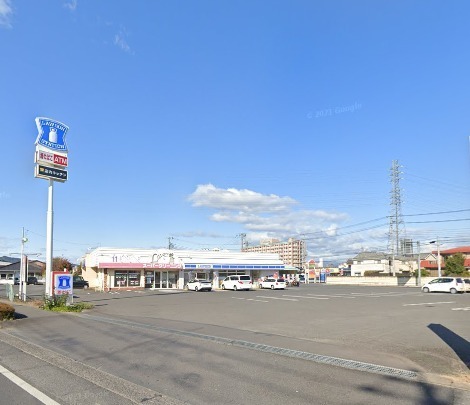 メリーローザ　Ｂ(ローソン佐野堀米店)