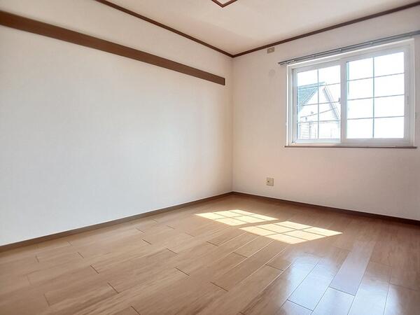 栃木市藤岡町藤岡のアパート