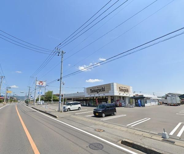 クレセントプラザA(ヤマグチスーパー石塚店)