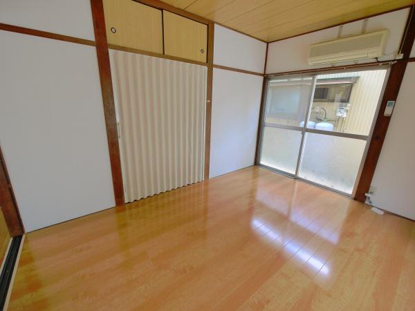 浅沼町貸家