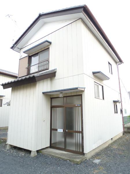 山岸貸家