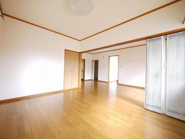 高松アパート