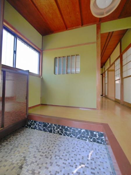 浅沼町貸家