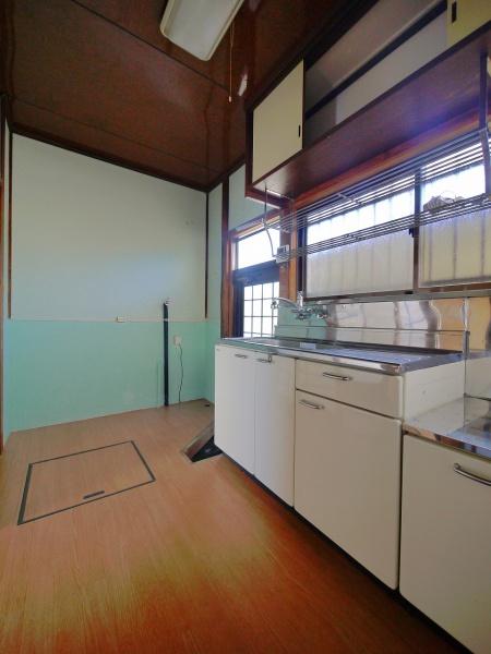 浅沼町貸家