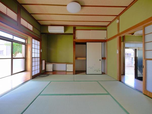 浅沼町貸家