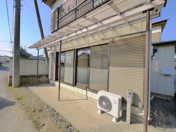 栃本町貸家