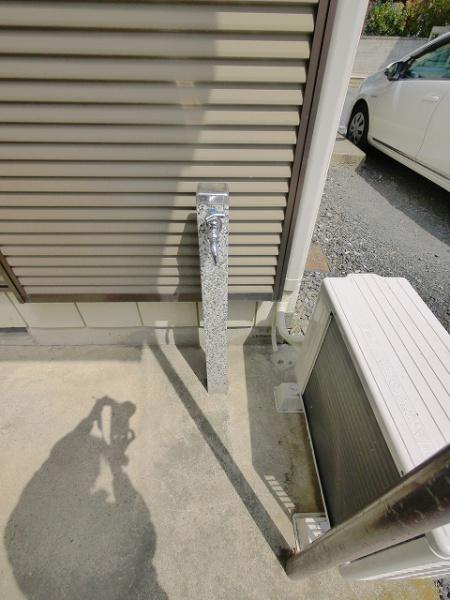栃本町貸家