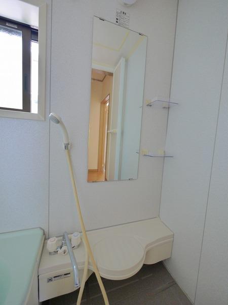渡邊貸家中棟