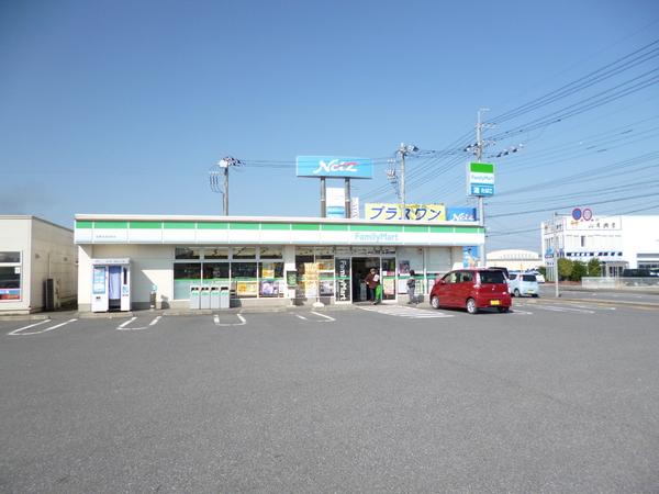 アビタシオン茂呂山１(ファミリーマート佐野北茂呂町店)