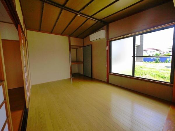 渡辺貸家東棟