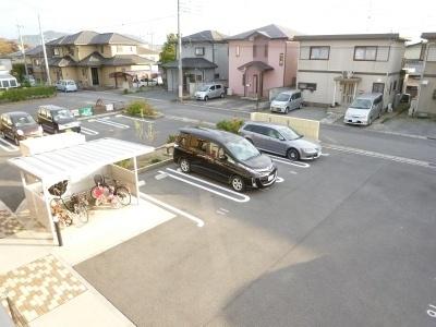 シャンティB
