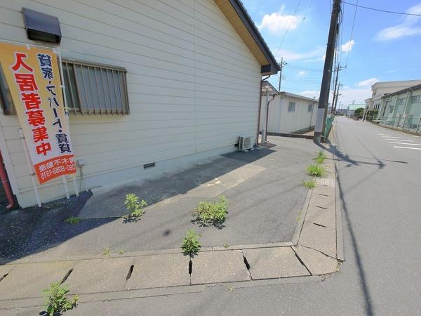 藤岡町藤岡貸家　西棟