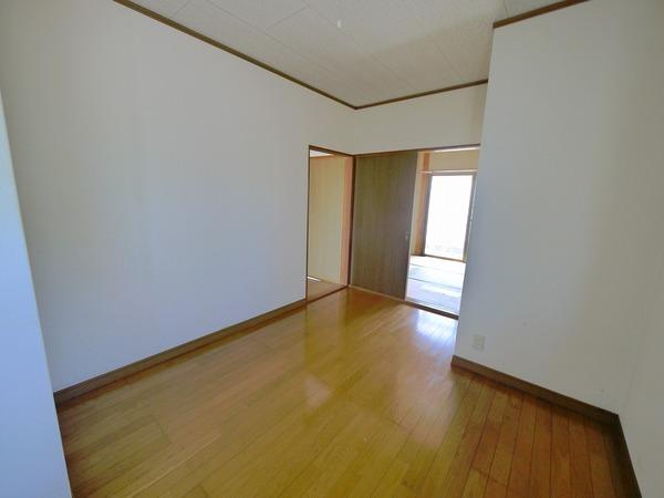 藤岡町藤岡貸家　西棟