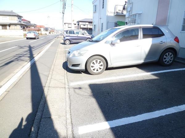 トミーハイツ茂呂山A