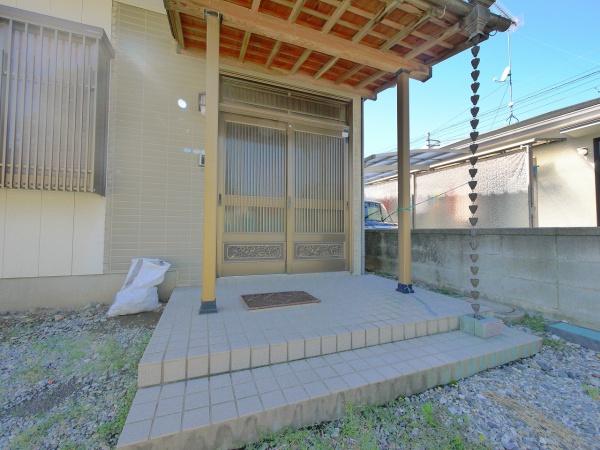 浅沼町貸家