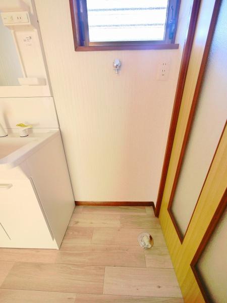 浅沼町貸家