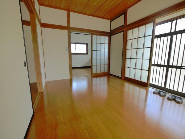 犬伏中町貸家
