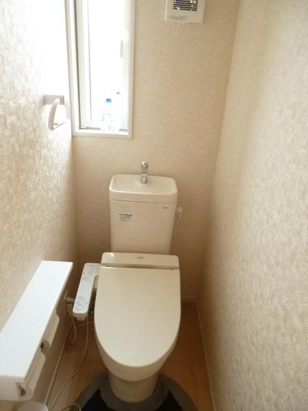 浅沼町貸家