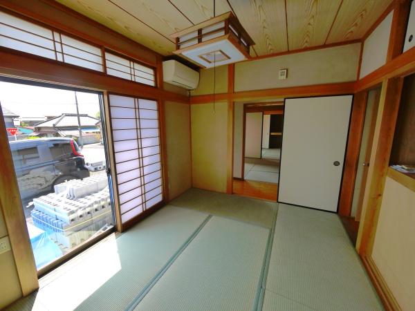 佐野市越名町　貸家