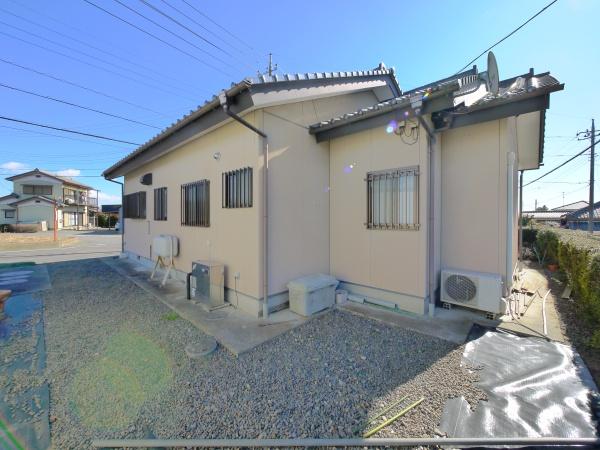 佐野市越名町　貸家