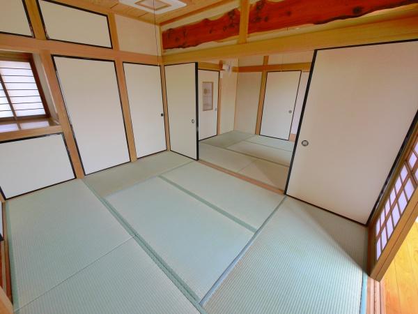 佐野市越名町　貸家