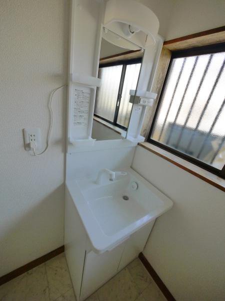 佐野市栃本町　戸建